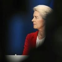 Facing confidence vote, EU chief calls for unity
