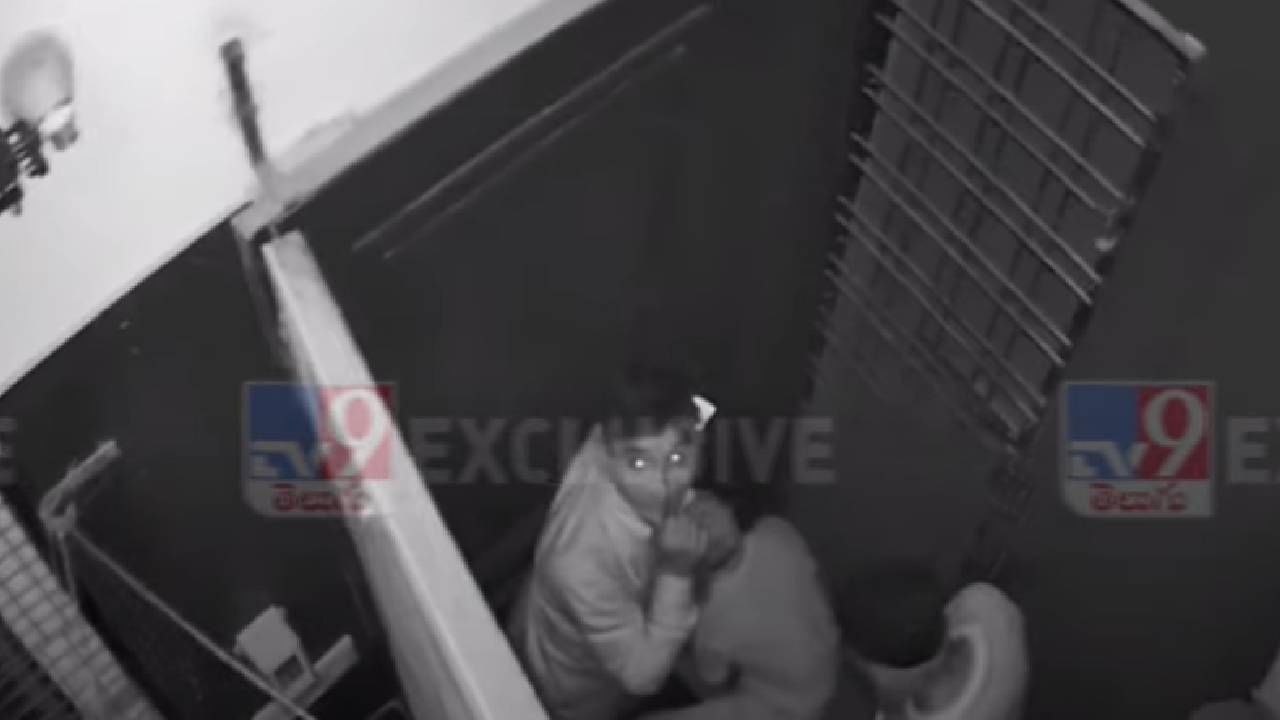 Thieves loot two homes in gated community in Hayathnagar