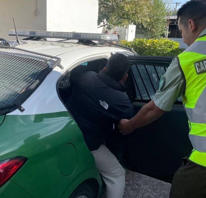 Joven es detenido por robo y abuso sexual a estudiante en Ñuble.