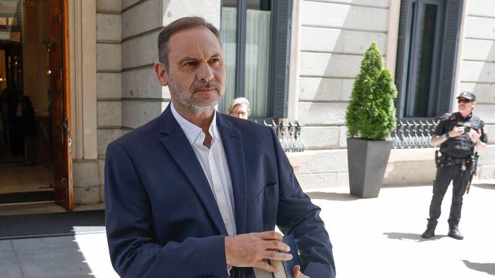 La UCO concluye que Ábalos ingresó más de 60.000 euros en efectivo sin declarar entre 2014 y 2024