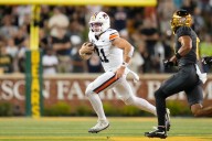Deadspin | Auburn shifts 2026 game vs. Baylor to Atlanta for NIL boost
