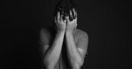 Revelan relación entre el polen y el aumento de riesgo de suicidio: Estudio