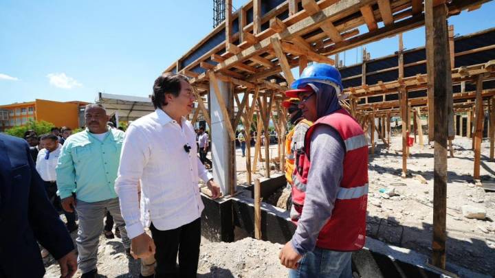 Hemos acudido a diversos estados para supervisar la construcción de escuelas de bachillerato: secretario Mario Delgado Carrillo