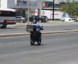 Llama Seguridad Vial a conducir con precaución
