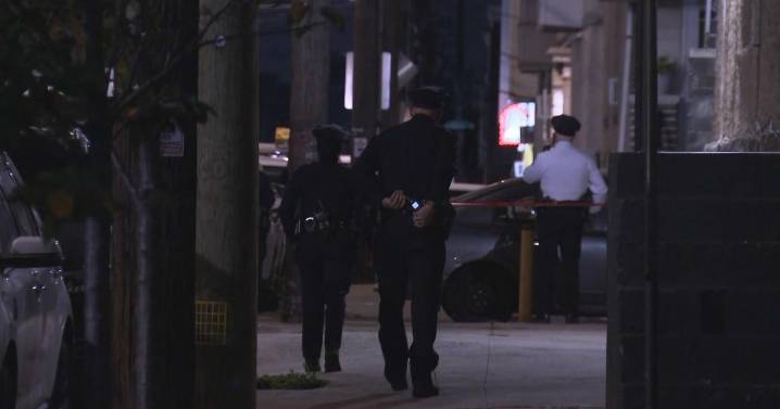 2 family members abducted during Northeast Philadelphia home invasion; suspects still at large