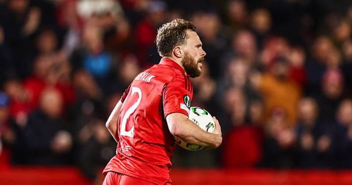 Inside the Aberdeen dressing room as Nicky Devlin vents frustration at poor start to season