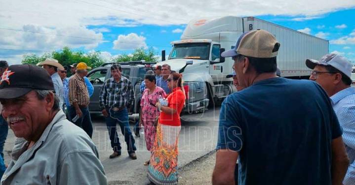 Se restablece el paso vehicular en la carretera Victoria