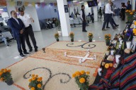 Honra Escobedo a policías con altar y reconoce a oficiales destacados