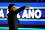 Enaltece Bad Bunny a artistas latinos en Premios Billboard