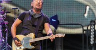 "Springsteen: Deliver Me From Nowhere" Movie Review |