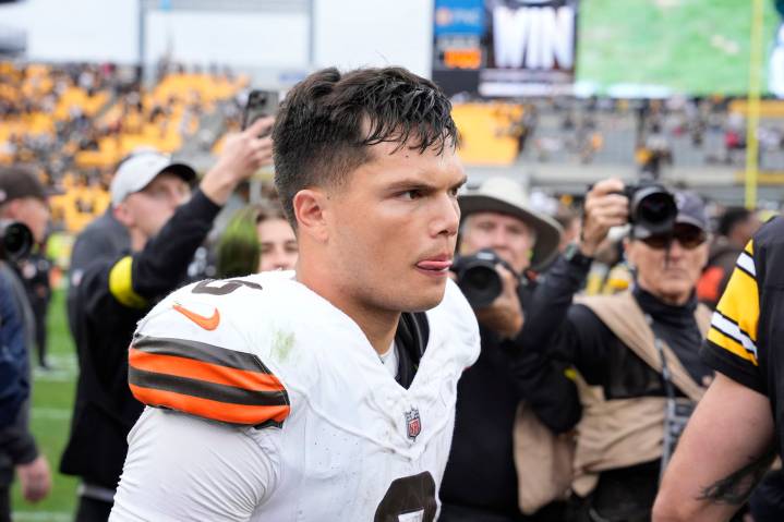 NFL Refs Save Dillon Gabriel As Calls Mount Over Officials Bailing Browns QB Out