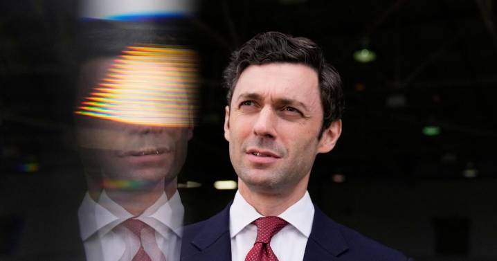 Senate report details dozens of cases of medical neglect in federal immigration detention centers