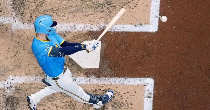 Brewers' improved lineup could help them stop their recent history of playoff misfortune