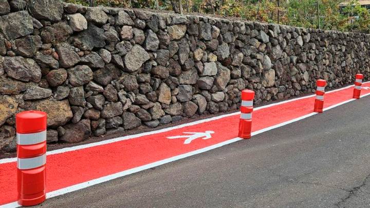 La acera más chillona de Canarias acaba de estrenarse en Frontera