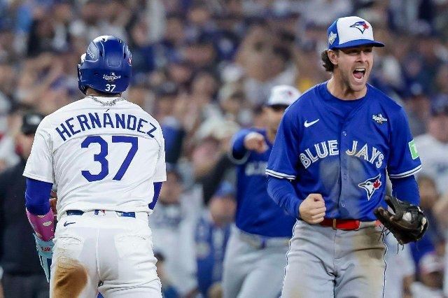 Blue Jays igualan la Serie Mundial tras vencer con autoridad a Dodgers