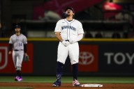 Deadspin | Mariners 1B Josh Naylor returns to team, back in lineup for Game 3 at Tigers