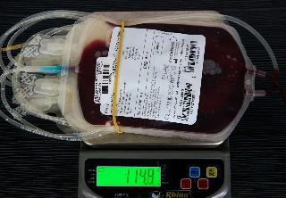 Mexicanos venden plasma en Estados Unidos para sobrevivir ante bajos salarios
