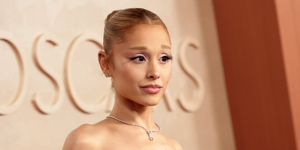 Ariana Grande Goes Back to Brunette, Shares Selfie with a ‘Wicked’ Quote | Ariana Grande