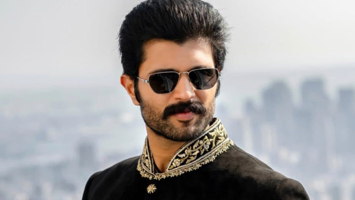 Vijay Deverakonda Says 'All Is Well' After His Car Accident: 'Don't Let The News Stress You'