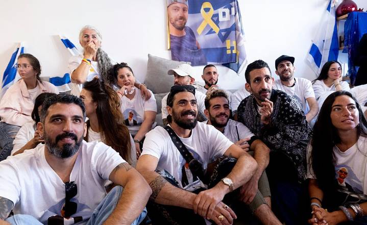 Israeli Hostages and Palestinians Freed