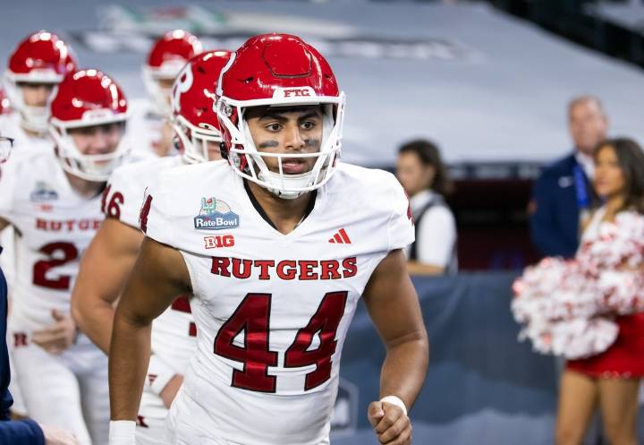 Deadspin | Rutgers prevails after costly Purdue fumble