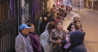 Señor de los Milagros: devotos llegan desde tempranas horas a Las Nazarenas para acompañar su primera procesión del año | FOTOS | Cristo Moreno 