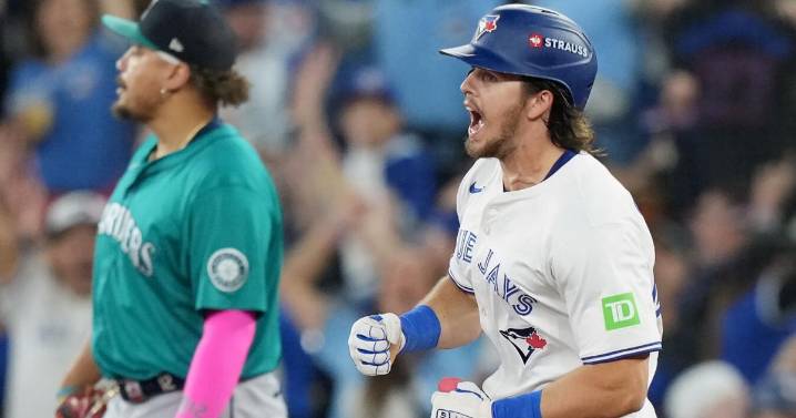 Blue Jays beat Mariners to force Game 7 of ALCS