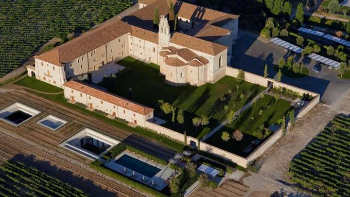 Abadía Retuerta LeDomaine brilla en la Guía Michelin 2025 con Tres Llaves Michelin Internacionales