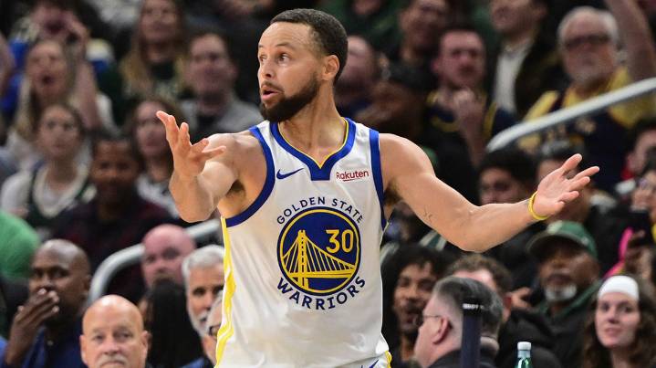 Warriors’ Stephen Curry reacts to Steve Kerr’s ‘0-12’ declaration after loss to Bucks without Giannis