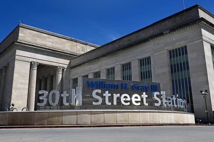 Contractor in Amtrak bribery scheme sentenced to prison