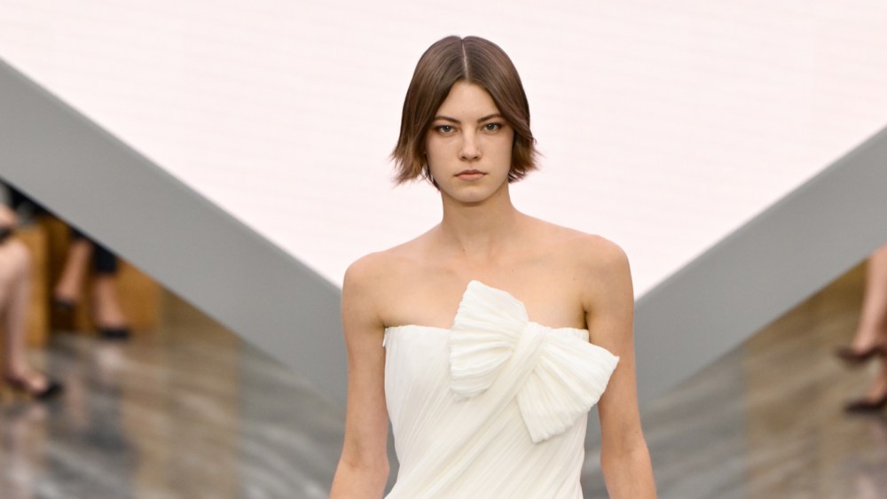 Christian Dior Spring 2026 Ready-to-Wear Runway, Fashion Show & Collection Review [PHOTOS]
