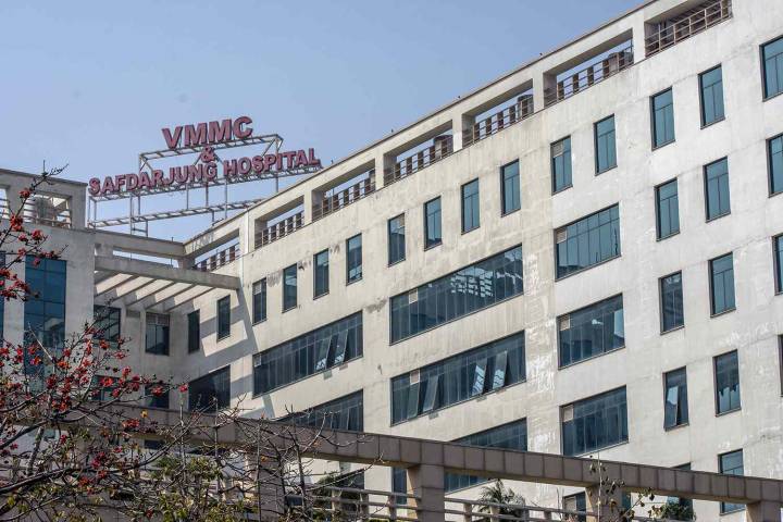 Woman Allegedly Poured Hot Oil and Chili on Her Husband as He Slept