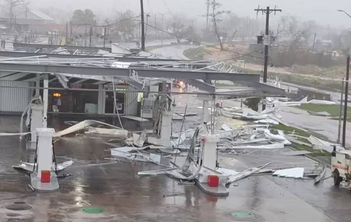 Cuba registra “cuantiosos” daños por el azote del huracán ‘Melissa’