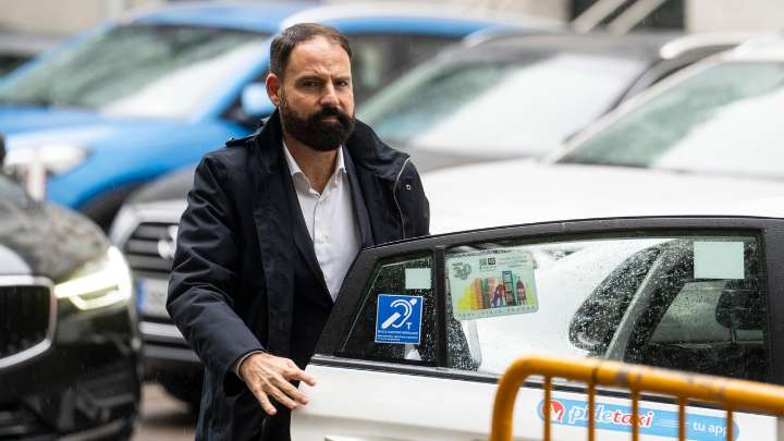 El exgerente del PSOE asegura que los sobres a Koldo eran abonos para el equipo de Ábalos