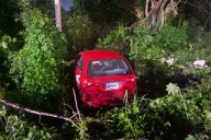 Madrugada aparatosa: Accidente vehicular en la Avenida 135 de Cancún dejó daños materiales