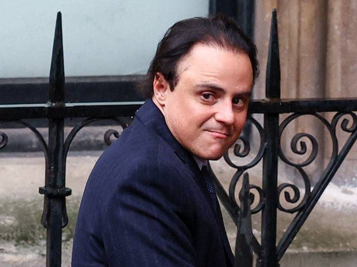 Le echan la culpa a Massa de sus errores