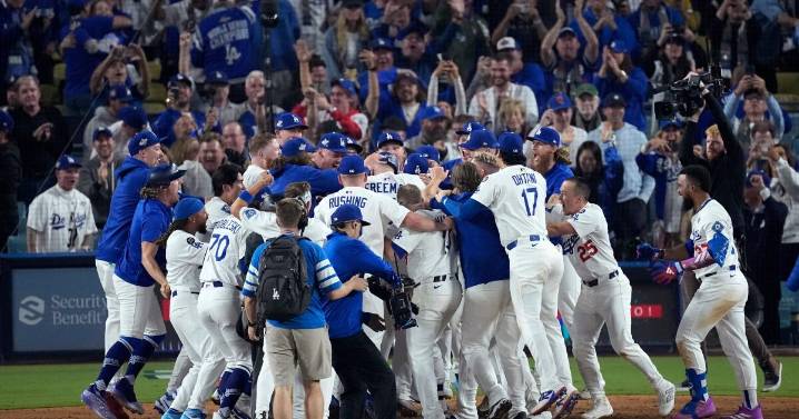 After 18 innings, Dodgers prevail over Blue Jays in World Series classic
