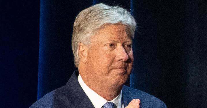 Robert Morris, Texas megachurch pastor, pleads guilty to child sex abuse