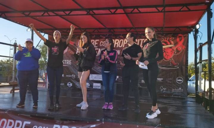Todo un éxito la carrera de las candidatas a Miss Chihuahua con causa