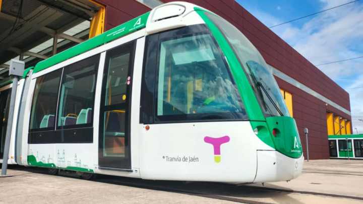 Hoja de ruta para la puesta en marcha del tranvía: Miguel Contreras expone en COPE Jaén las claves