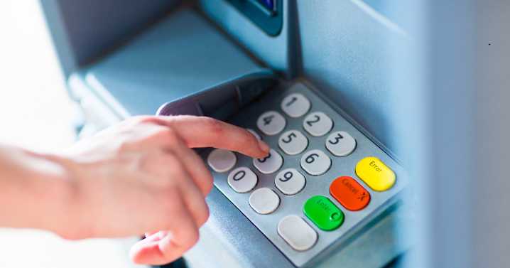 Qué hacer si el cajero no te da dinero: así puedes reclamar tu dinero