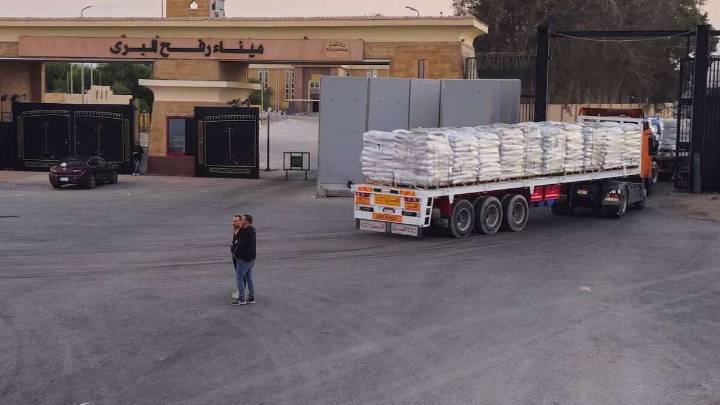 Israel says Rafah crossing to stay closed until further notice