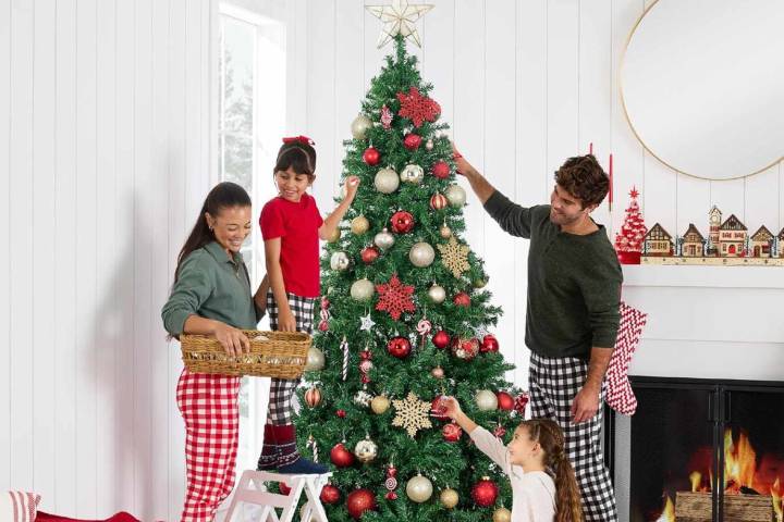 Score Early Christmas Tree Sales at Amazon from $33