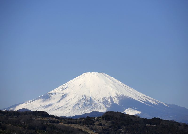 Japan’s Mount Fuji sees snow for first time this winter, 21 days later than usual