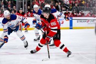 Deadspin | Devils' Jack Hughes racks up 3 points to drain Oilers