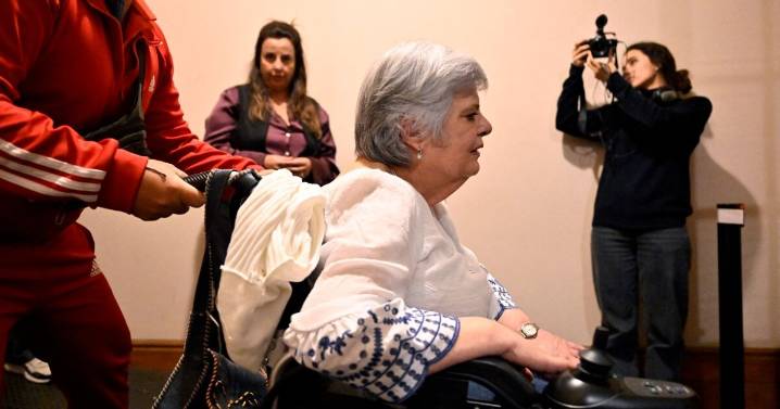 Uruguay aprueba la ley que autoriza la eutanasia