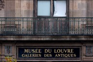 Robo en el Louvre en siete minutos: se llevaron joyas de Napoleón y Francia cerró el museo por 24 horas
