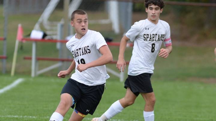 Deptford, Delsea settle for tie in division showdown