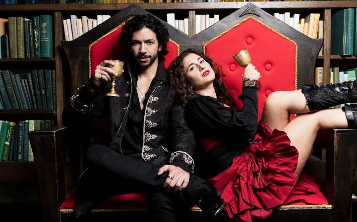 Drunk Dracula: A night of libations and levity
