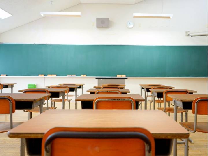 'Lose situation': Premier nudges union as Alberta teachers' strike nears